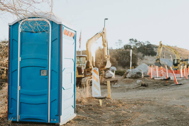 Porta potty delivery and setup in Gladeview, FL