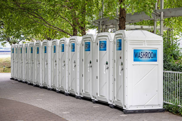 Best Wedding porta potty rental  in Gladeview, FL