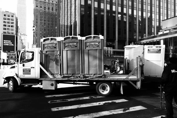 Best Emergency porta potty rental  in Gladeview, FL